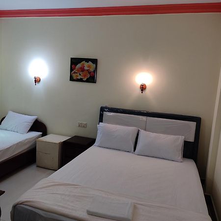 Galaxy Rs Hotel 金边 外观 照片